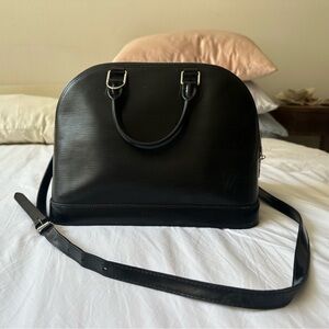 Louis vuitton black alma pm
